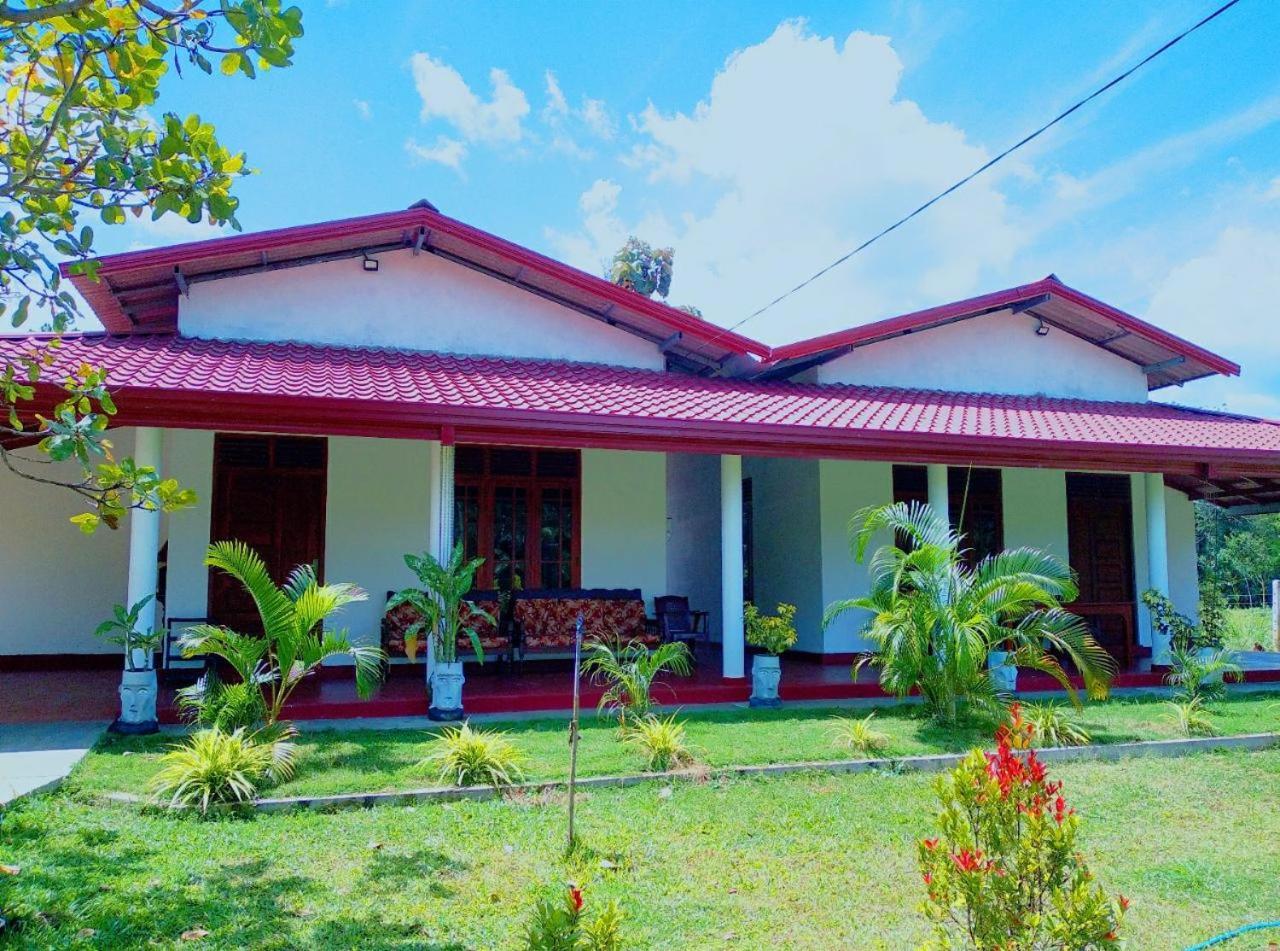 Wilpattu Gagana Guest Holiday home *